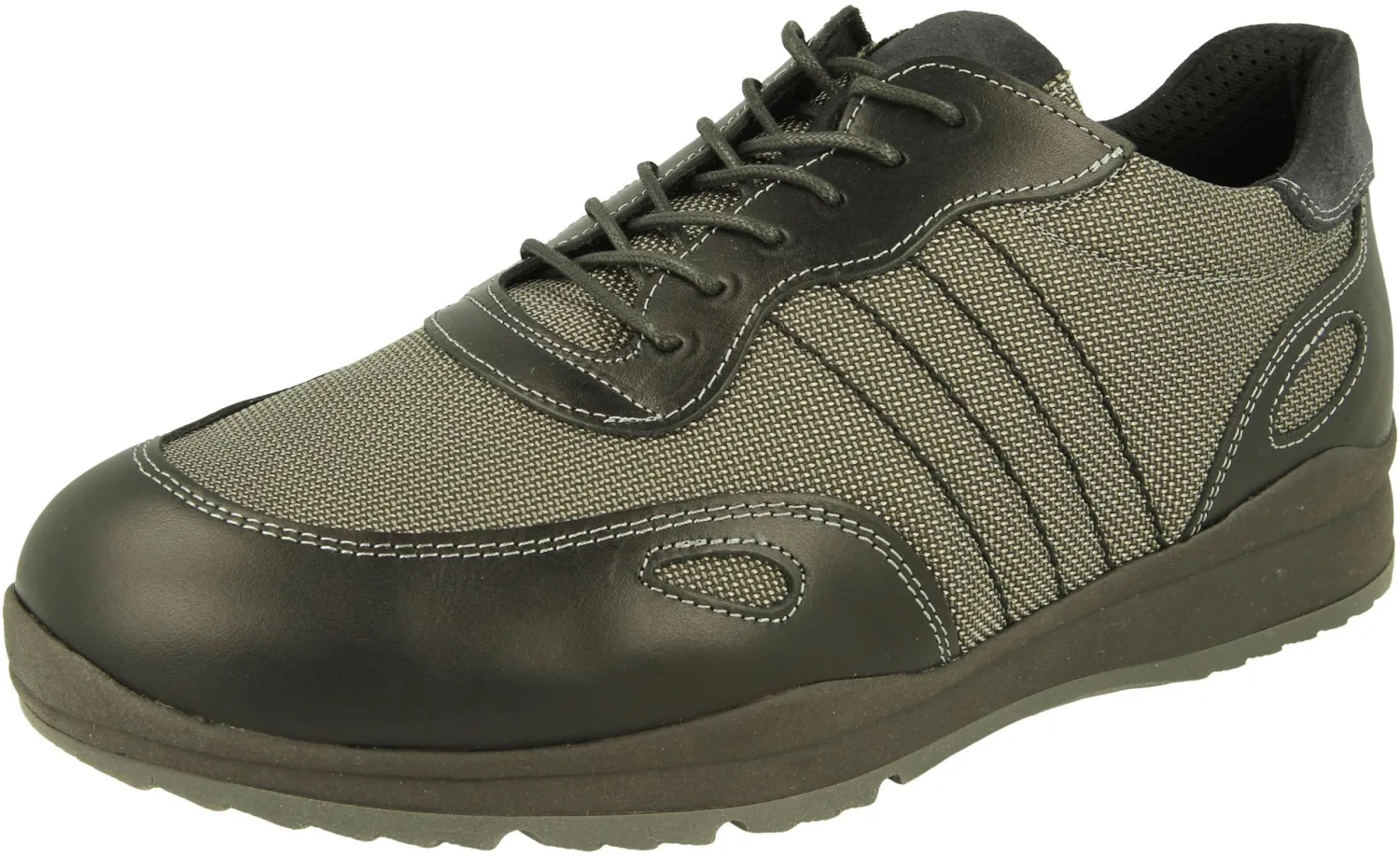 Mens Wide Fit Lace Up Trainer - Dawson<DB Wider Fit Shoes Online